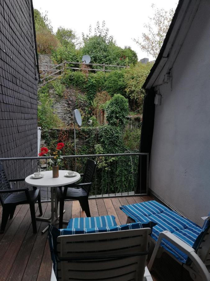 Fewo 2 Im Geschenkehaus Apartment Моншау Екстериор снимка