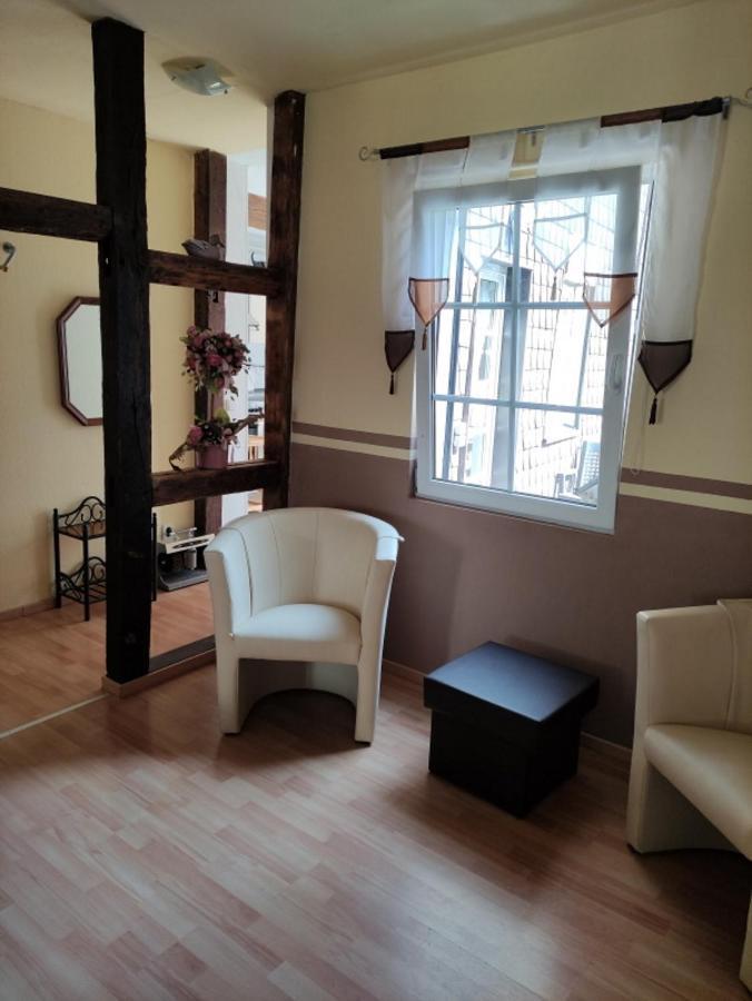 Fewo 2 Im Geschenkehaus Apartment Моншау Екстериор снимка